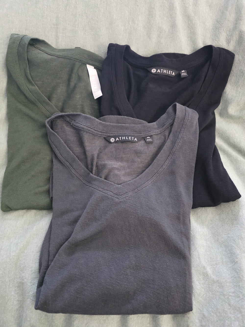 *BUNDLE* Athleta Breezy V‑Neck Tee Trio — Black, Charcoal, Olive